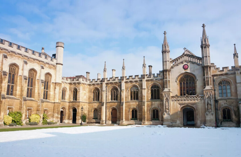 جامعة كامبريدج في قفص الاتهام: استثمارات بمئات الملايين في صناعة الأسلحة