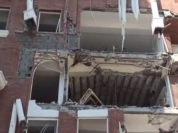 الحرس الثوري الإيراني ينفي اغتيال قائد القوة البحرية الأدميرال تنكسيري بعد انفجار هز بندر عباس