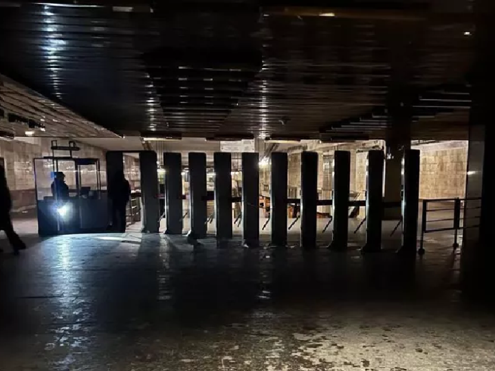 إعلام غربي: توقف المترو في كييف وخاركوف.. نظام الطاقة الأوكراني على حافة الانهيار