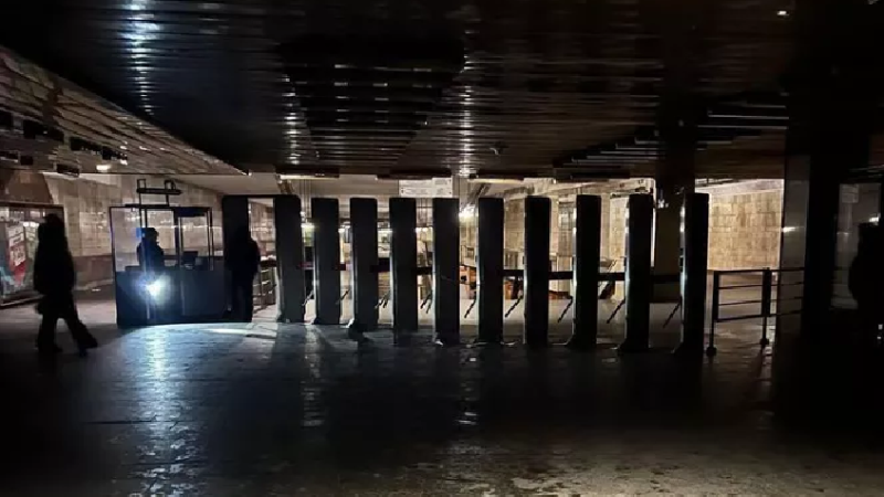 إعلام غربي: توقف المترو في كييف وخاركوف.. نظام الطاقة الأوكراني على حافة الانهيار