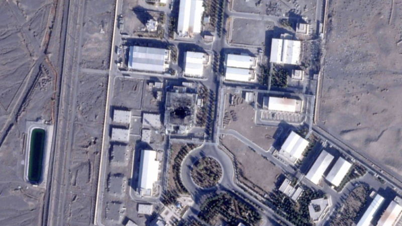 صور أقمار اصطناعية ترصد نشاطا جديدا في مواقع نووية إيرانية وسط تصاعد التوترات