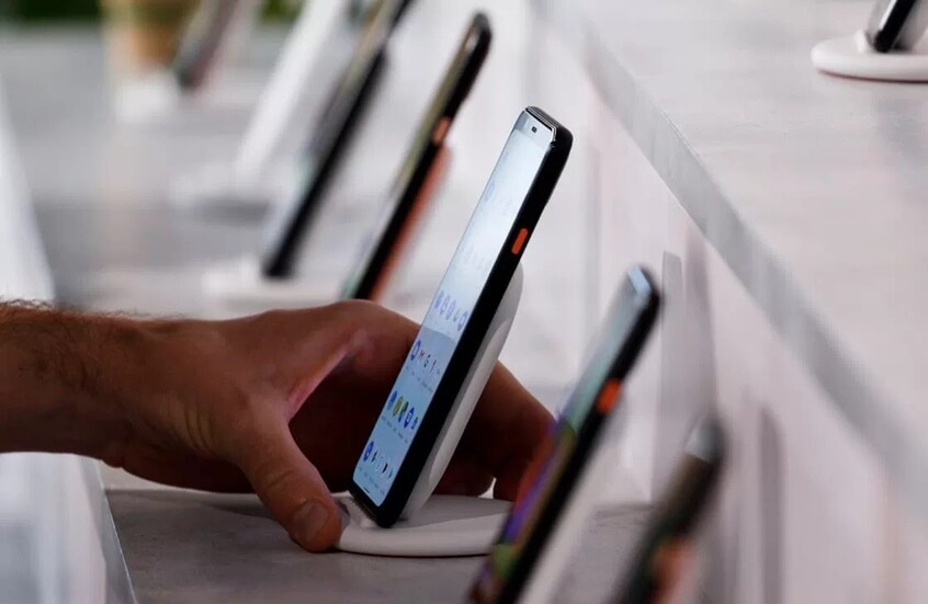 موجة غلاء جديدة تضرب هواتف المصريين 