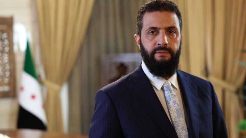 الشرع يبحث مع بارزاني اتفاق وقف إطلاق النار والتطورات الأخيرة في سوريا