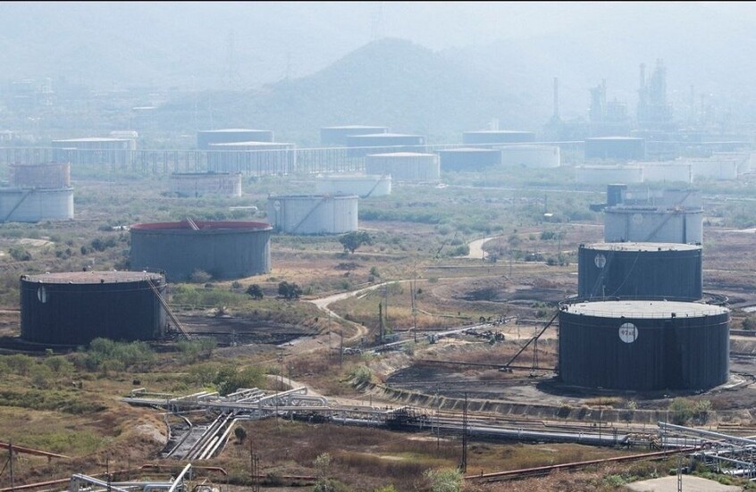 “ستكون صفقة رائعة”.. ترامب يدعو الصين لشراء النفط الفنزويلي