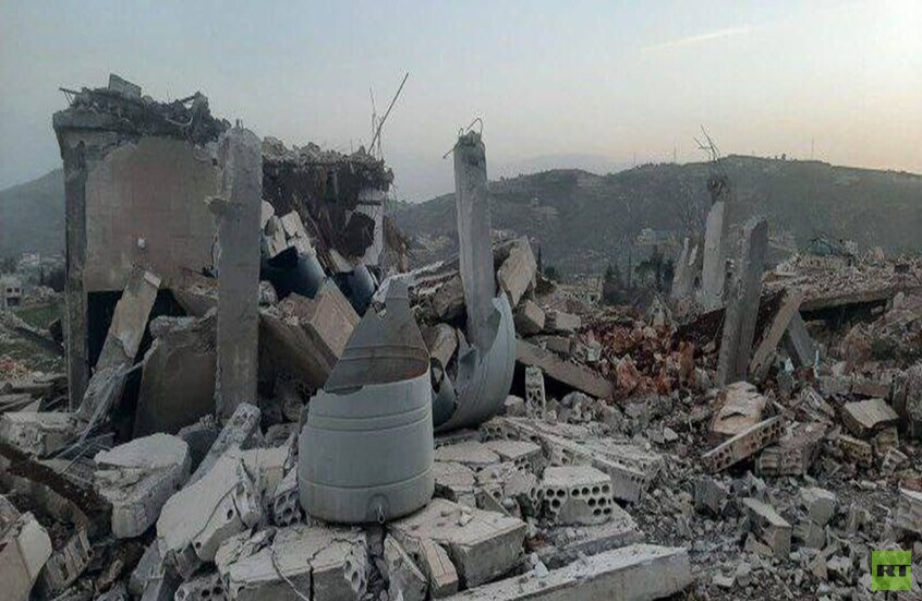 مراسلنا: توغل إسرائيلي جديد في جنوب لبنان وتفجير منزلين