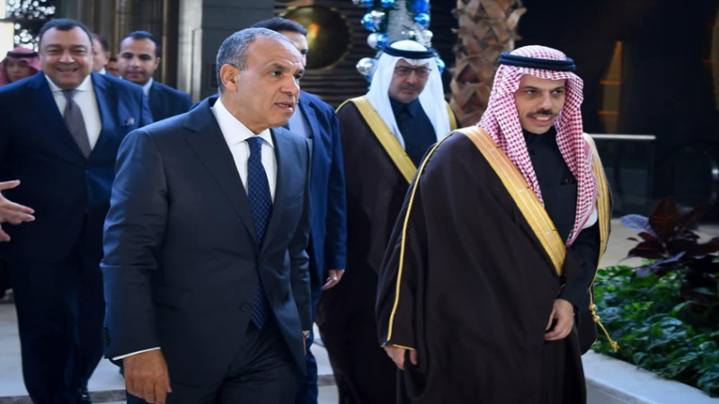 مصر والسعودية تؤكدان أهمية وقف التصعيد في المنطقة ورفض استخدام القوة