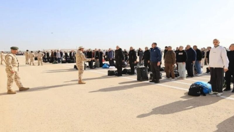 بدء الخدمة الإلزامية في الجيش الأردني والتحاق الدفعة الأولى من المنتسبين