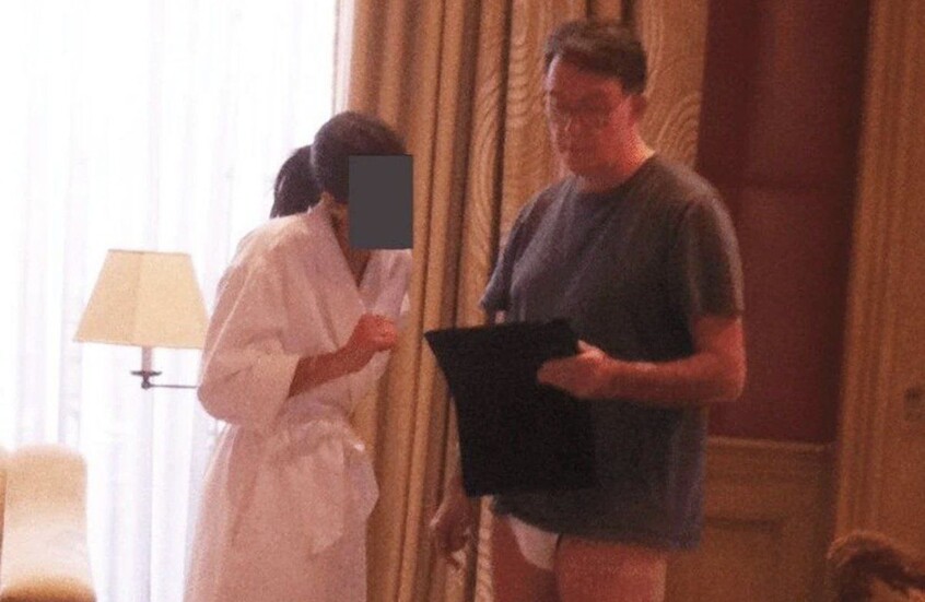 استقالة اللورد ماندلسون من حزب العمال البريطاني على خلفية وثائق إبستين الجديدة