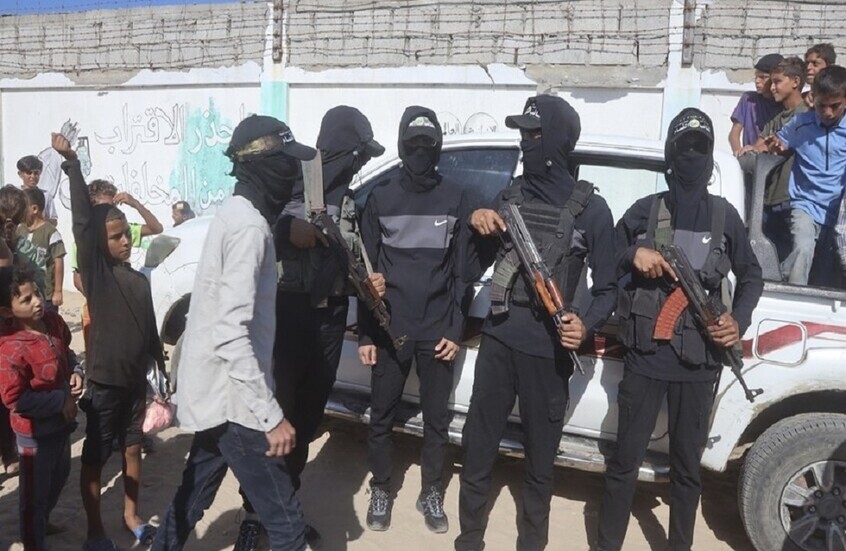 “رادع” يعلن عن كمينين لمجموعات متعاونة مع إسرائيل في قطاع غزة