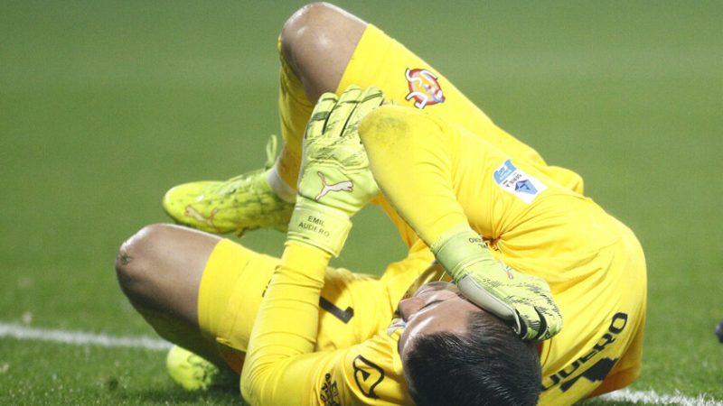 لحظة رعب في الدوري الإيطالي.. حارس كريمونيزي لا يسمع جيدا وعقوبات محتملة تهدد إنتر