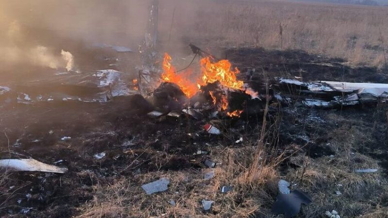 روسيا.. مصرع ثلاثة أشخاص بتحطم طائرة تدريبية في أورينبورغ