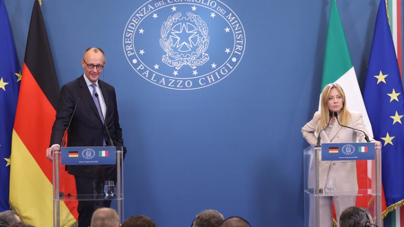 “التلغراف”: ألمانيا تعيد توجيه جهودها نحو روما لإعادة هيكلة الاتحاد الأوروبي