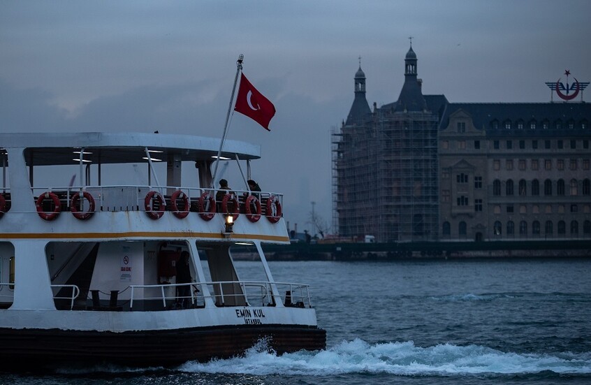 بمشاركة عربية وإسلامية.. محادثات نووية بين واشنطن وطهران في إسطنبول