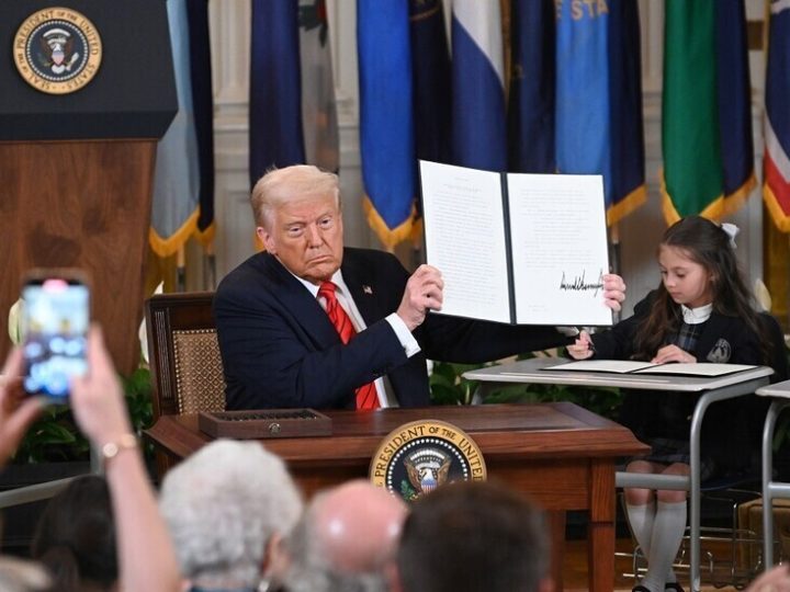 ترامب يقطع جسر التعاون مع هارفارد ويطالبها بمليار دولار