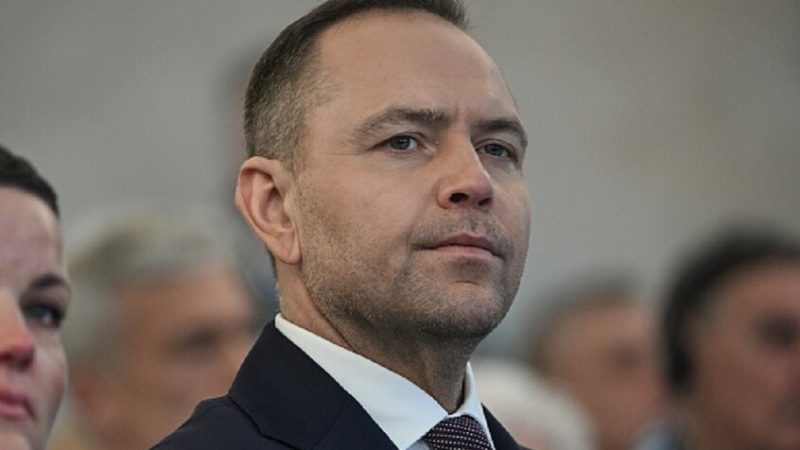 محارب بولندي قديم يعيد ميدالية مشاركته في حرب أفغانستان احتجاجا على تصريح ترامب