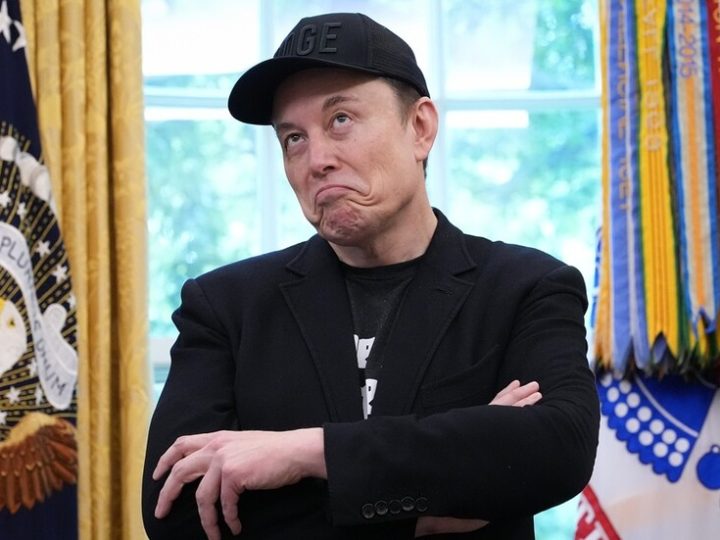 ماسك: الولايات المتحدة تشهد بدايات حرب أهلية جديدة (صورة)