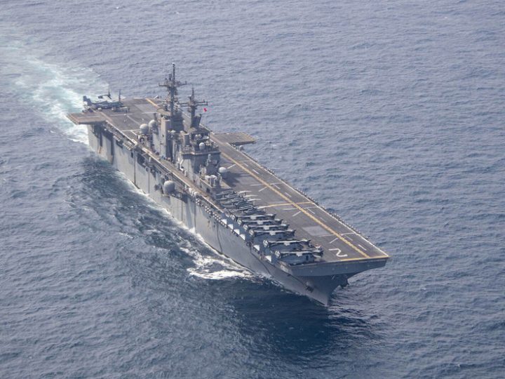 مسؤول رفيع: حشد قوة كبيرة قادرة على تنفيذ هجوم واسع.. مواجهة عسكرية مع إيران تقترب وقرار أمريكي وشيك