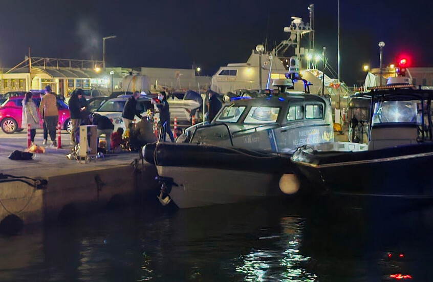 اليونان.. مقتل 15 شخصا باصطدام زورق لخفر السواحل بقارب مهاجرين