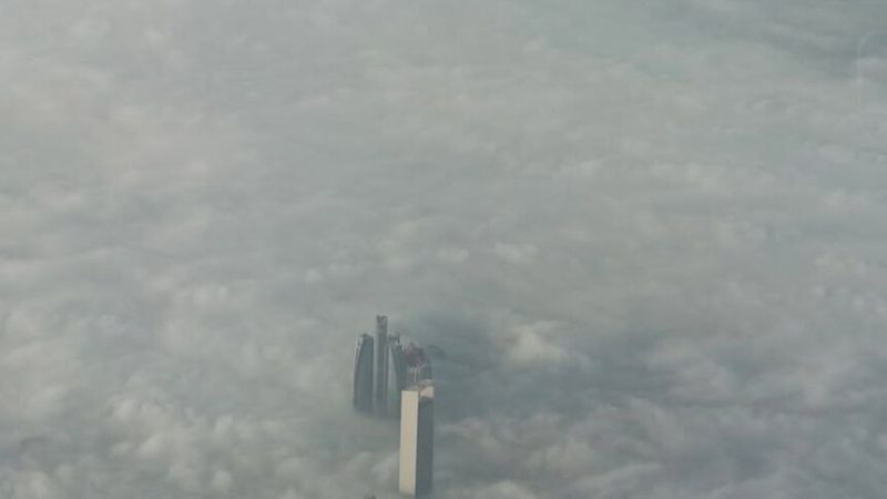 دميترييف ينشر صورة من سماء أبو ظبي التي تستضيف مفاوضات أوكرانيا (صورة)