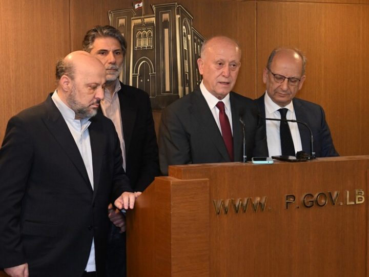 نائب لبناني يقترح حظر حزب البعث في البلاد