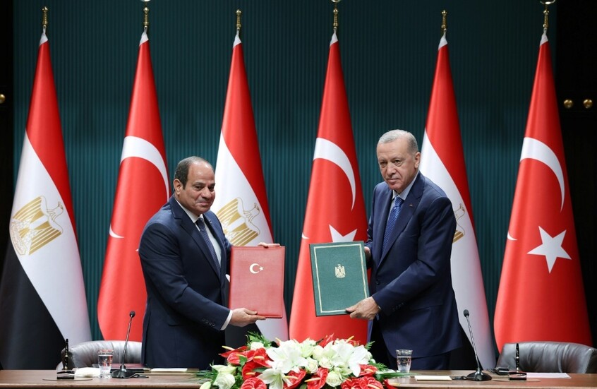 مصر وتركيا توجهان رسائل متشددة لإسرائيل بسبب غزة وسوريا ولبنان