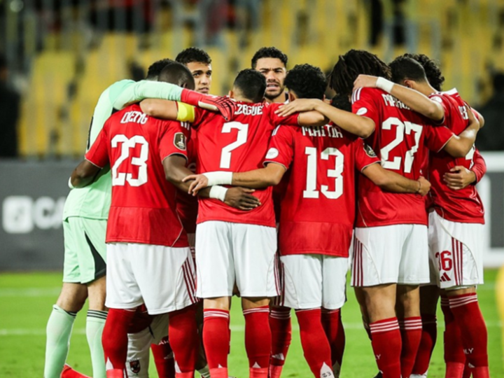 الأهلي المصري يتلقى ضربة مؤثرة قبل مواجهة شبيبة القبائل الجزائري