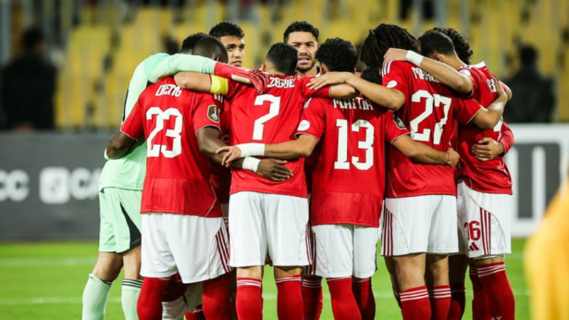 الأهلي المصري يتلقى ضربة مؤثرة قبل مواجهة شبيبة القبائل الجزائري