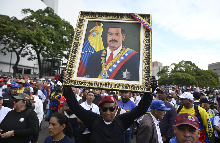 الأرجنتين تطلب تسلم مادورو من الولايات المتحدة لمحاكمته