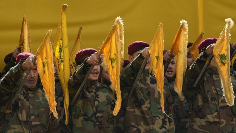 مستشار خامنئي في رسالة لحزب الله: “مستعدون للمواجهة”