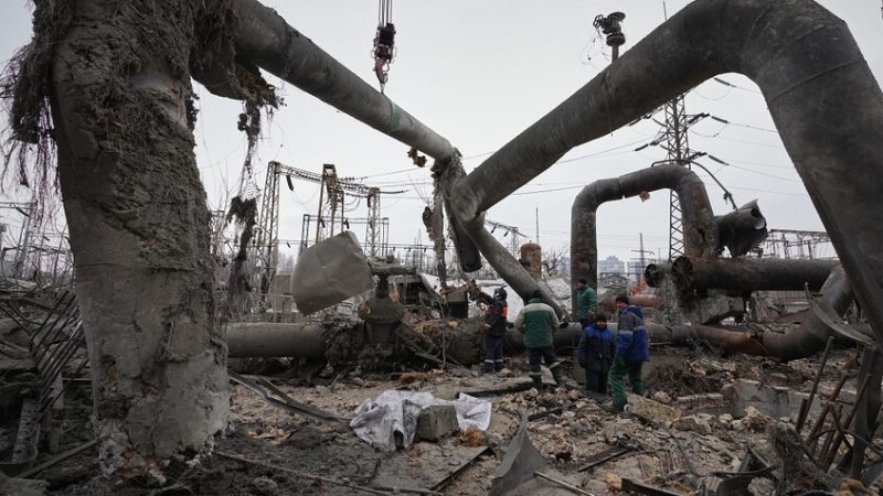 الدفاع الروسية: ضربنا منشآت للطاقة والنقل يستخدمها الجيش الأوكراني