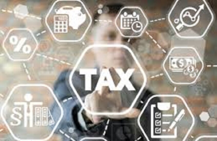 وزير المالية السوري يرد على الجدل المتصاعد حول الضرائب الانتقائية واللصاقات