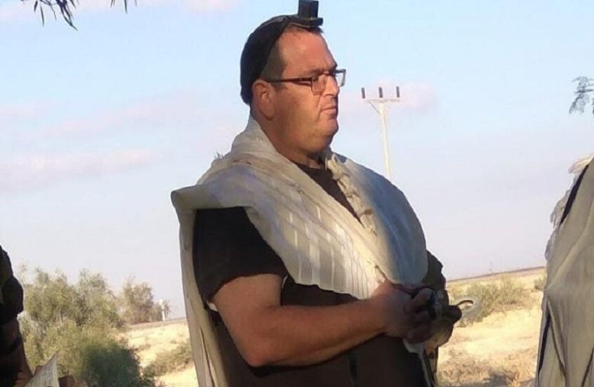 إعلام عبري: اعتقال شقيق رئيس الشاباك خلال ملاحقة شبكة تضم جنودا يهربون السجائر إلى غزة