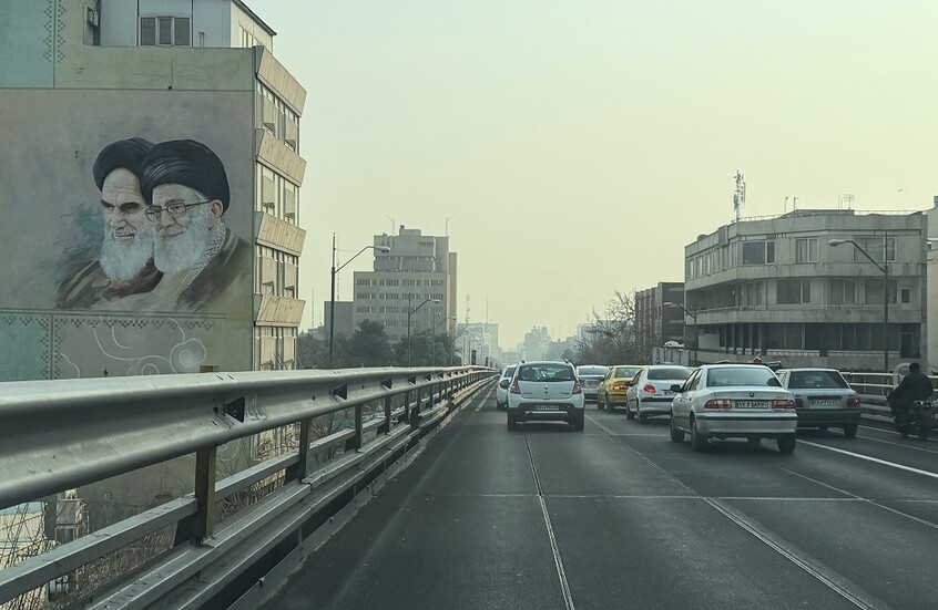 الولايات المتحدة تحث مواطنيها على مغادرة إيران “الآن”