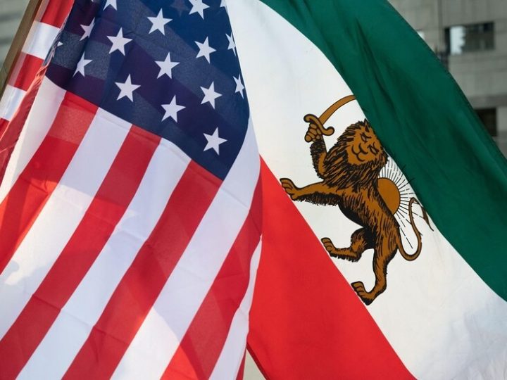 “ذا ناشيونال”: واشنطن تعمل على إعداد خطط انتقالية لإيران