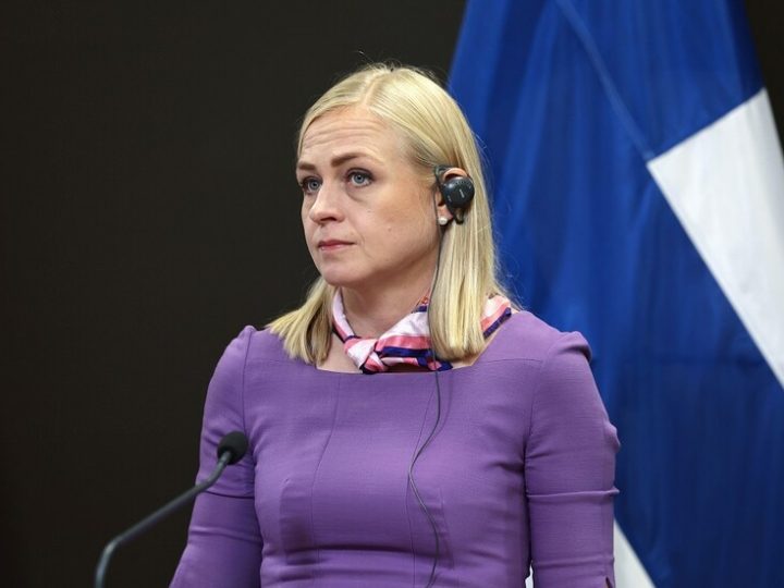 “نتمنى لكم الشفاء”.. زاخاروفا تسخر من تصريح لوزيرة الخارجية الفنلندية حول روسيا