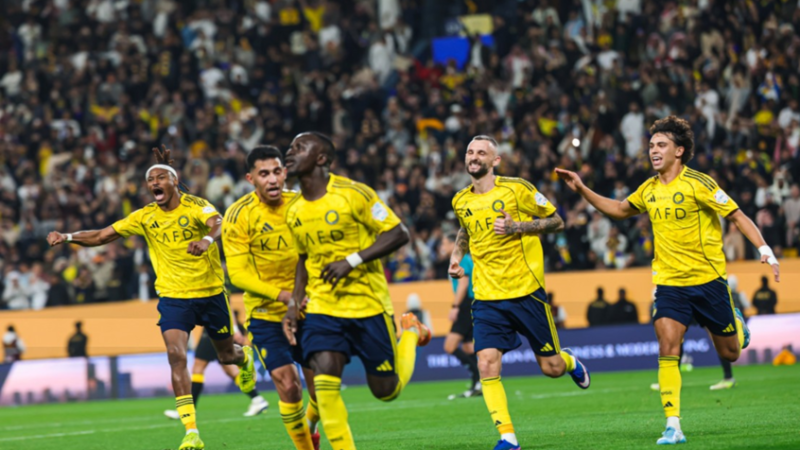 تصرف غريب من لاعبي نادي النصر والمدرب جيسوس بعد فوزهم على الاتحاد