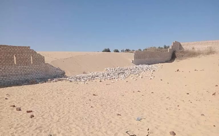 رحلة الموت.. النيابة المصرية تصرح بدفن 4 أطفال ضحايا حادث “أبو فانا” بالمنيا (صور + فيديو)