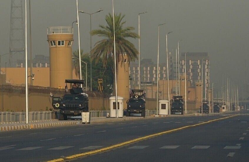 واشنطن تجري “تفجيرا أمنيا” بمنشأة دبلوماسية قرب مطار بغداد