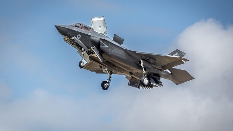 “التايمز”: بريطانيا تنقل 6 مقاتلات شبح “إف-35” إلى قبرص