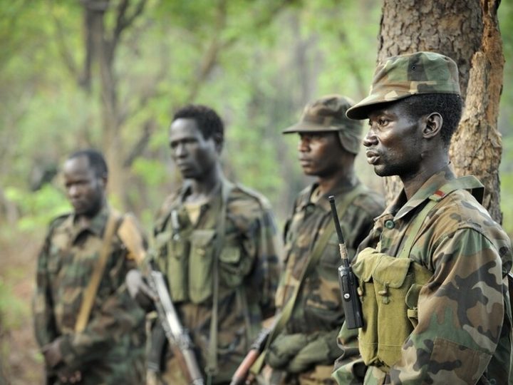 السودان .. مقتل 24 مدنيا جراء قصف عربة تقل نازحين