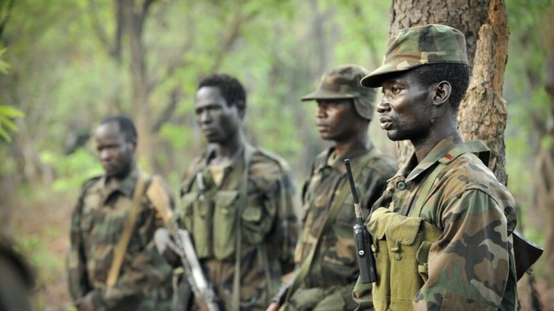 السودان .. مقتل 24 مدنيا جراء قصف عربة تقل نازحين