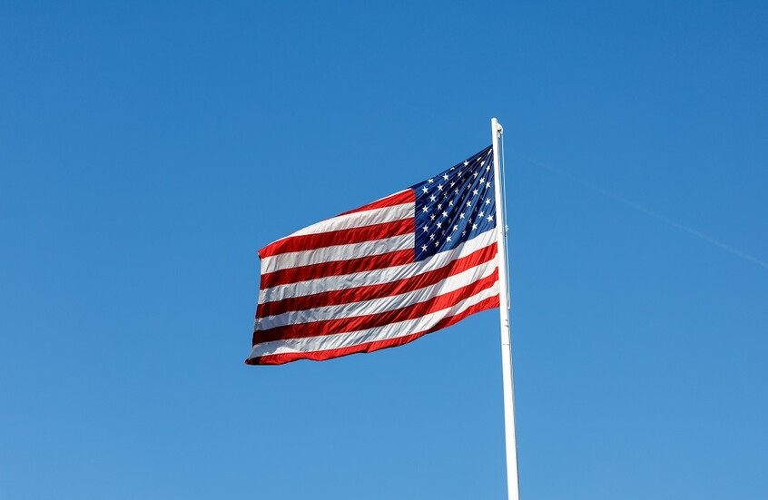 الإعلام يكشف عن “راهب رمادي” في الإدارة الأمريكية