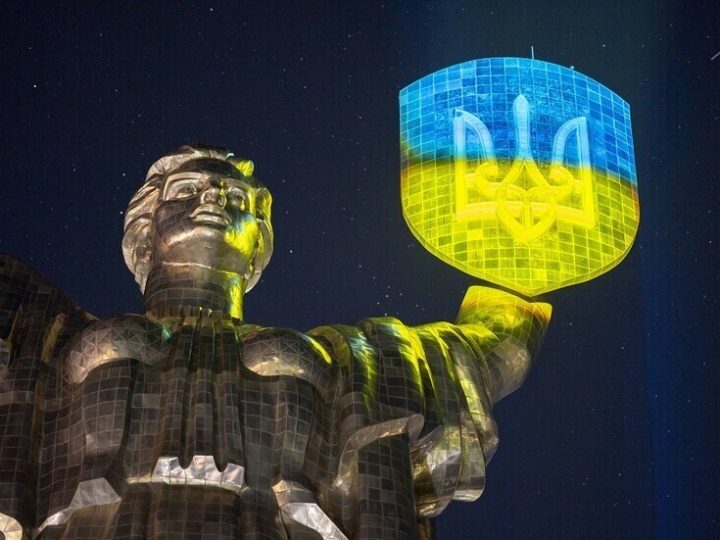 رئيس بلدية كييف يحذر من أيام صعبة تنتظر المدينة