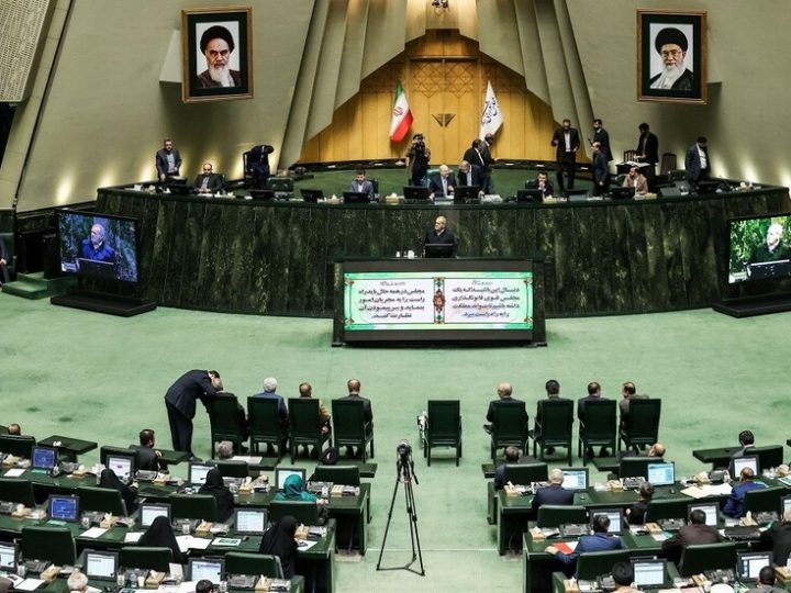 “أضرب موقعين وأنتم تردون”.. نائب إيراني يكشف تفاصيل رسالة ترامب إلى طهران