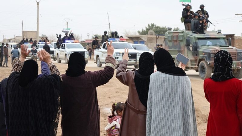 أهالي الحسكة السورية يحتجون: “قسد” نالت بالتفاوض ما لم تنله بالحرب