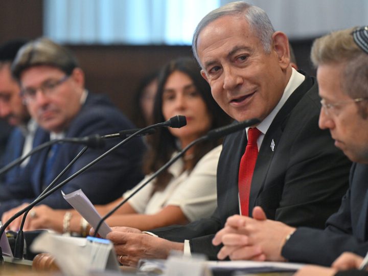 وزير إسرائيلي: الاتفاق مع طهران “لا قيمة له” والحل في تغيير النظام