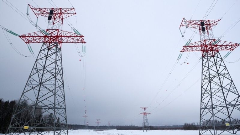 رئيس وزراء أوكراني أسبق يوجه تحذيرا مثيرا للقلق: لقد دمروا كل شيء