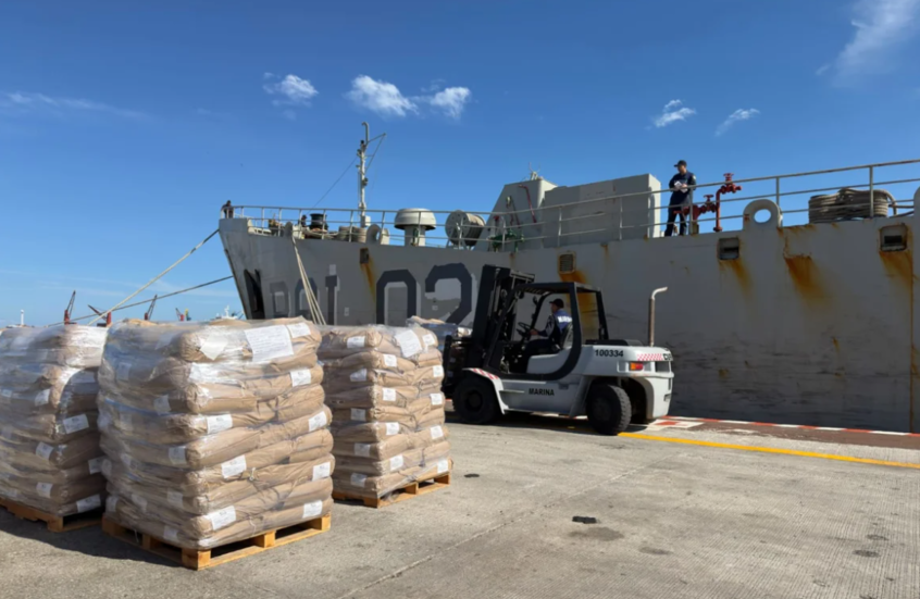 المكسيك ترسل 814 طن مساعدات إلى كوبا