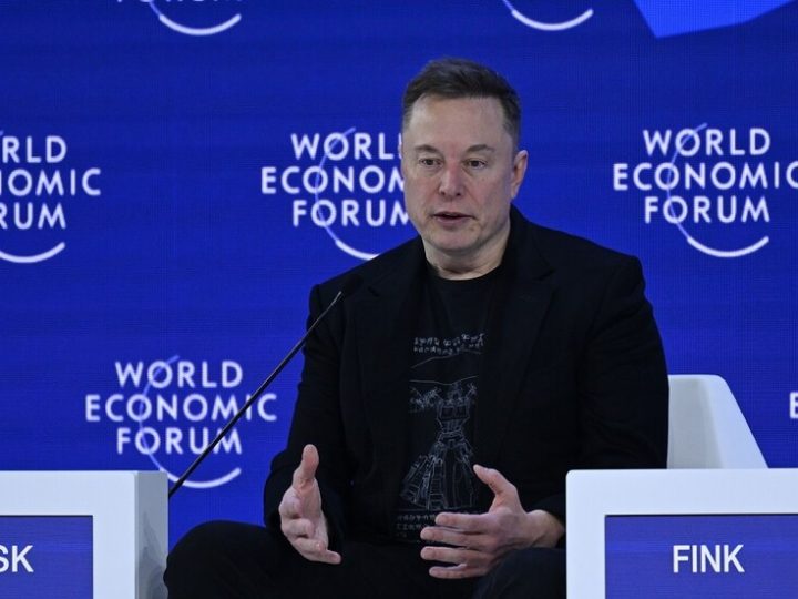 ماسك يتعهد بدفع تكاليف المحاماة للأشخاص الذين يدلون بشهادتهم حول عملاء إبستين