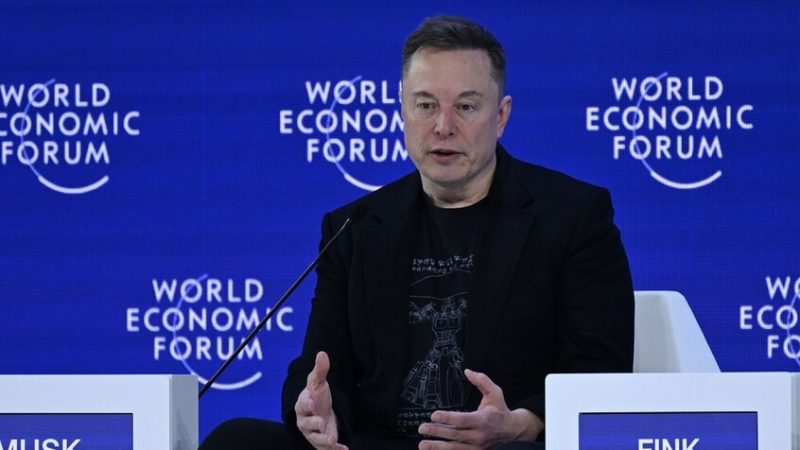 ماسك يتعهد بدفع تكاليف المحاماة للأشخاص الذين يدلون بشهادتهم حول عملاء إبستين